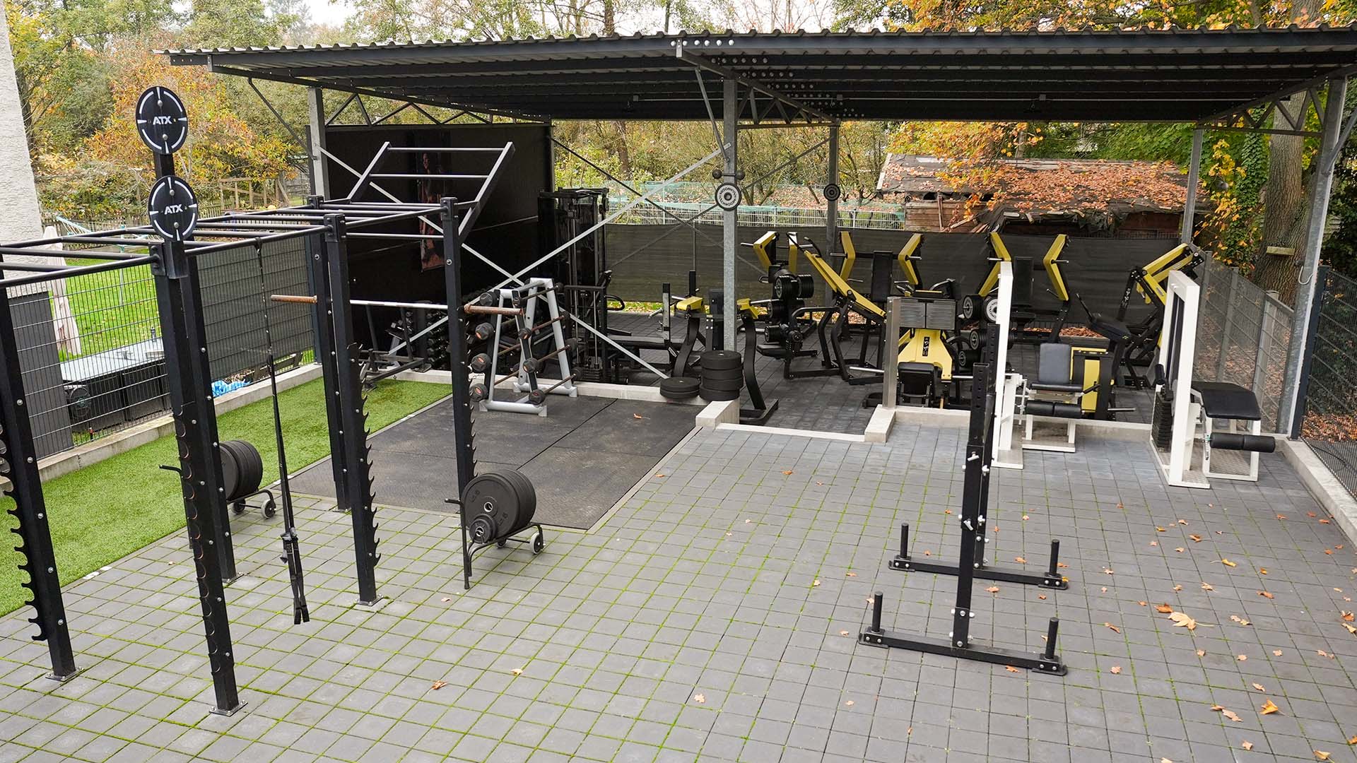 FitnessWorld-OutdoorGym